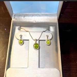 August Peridot Birthstone Set